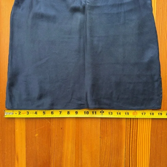 J.CREW The 2003 Washed Silk V-Neck Tank Bias Cut size 2 - Picture 9 of 11